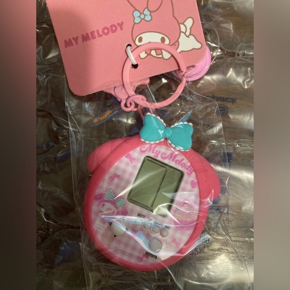 Sanrio Game Console Keychain Tamagotchi Protective Case-My Melody - Picture 2 of 3
